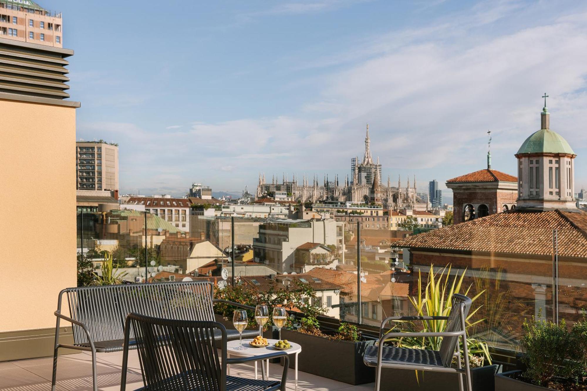 Sonder By Marriott Bonvoy Manzoni Torre Velasca Aparthotel Milan